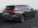 Ford Focus Wagon 1.5 EcoBoost 150pk Automaat ST-Line | Carpl, Auto's, Ford, Stof, 150 pk, 3 cilinders, 1500 kg