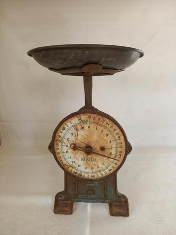 weegschaal antiek, brocante beschikbaar voor biedingen