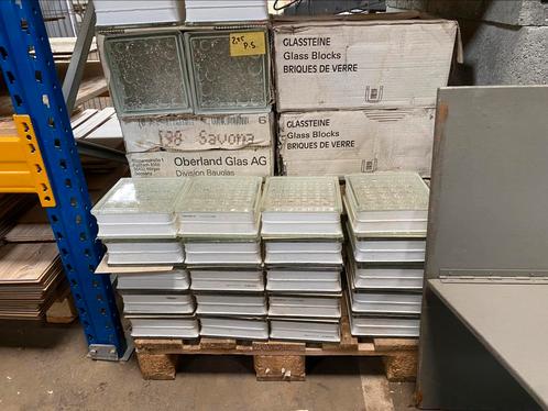 Verschillende glasbouwstenen // nieuw, Doe-het-zelf en Verbouw, Metselstenen, Zo goed als nieuw, Ophalen