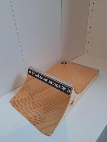 Blackriver ramp voor fingerboard etc beschikbaar voor biedingen