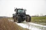 Tractor Valtra T214 Active - Black Edition, Zakelijke goederen, Agrarisch | Werktuigen, Transport, Ophalen of Verzenden, Glastuinbouw