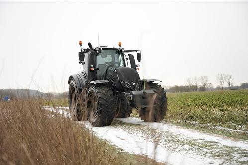 Tractor Valtra T214 Active - Black Edition, Zakelijke goederen, Agrarisch | Werktuigen, Akkerbouw, Boomteelt, Glastuinbouw, Veehouderij