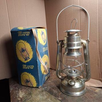 Vernikkelde oude "Stormlantaarn" Meva 863oud maar nog nieuw! beschikbaar voor biedingen