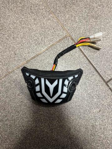 Alpha led achter licht zip beschikbaar voor biedingen