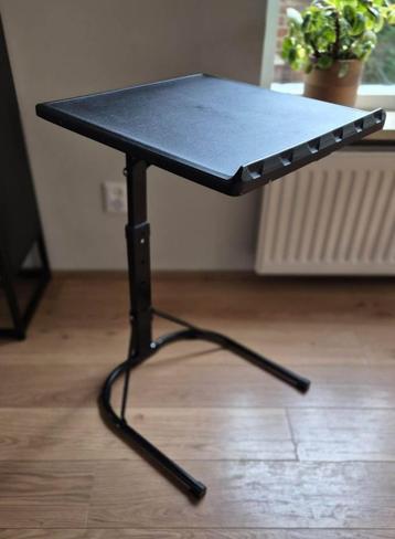 Laptop tafel - bijzettafel - in hoogte en hoek verstelbaar beschikbaar voor biedingen