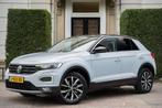 Volkswagen T-Roc 1.5 TSI Sport TREKHAAK | DIG. DISPLAY | CAM, Voorwielaandrijving, 12 maanden, Stof, 4 cilinders