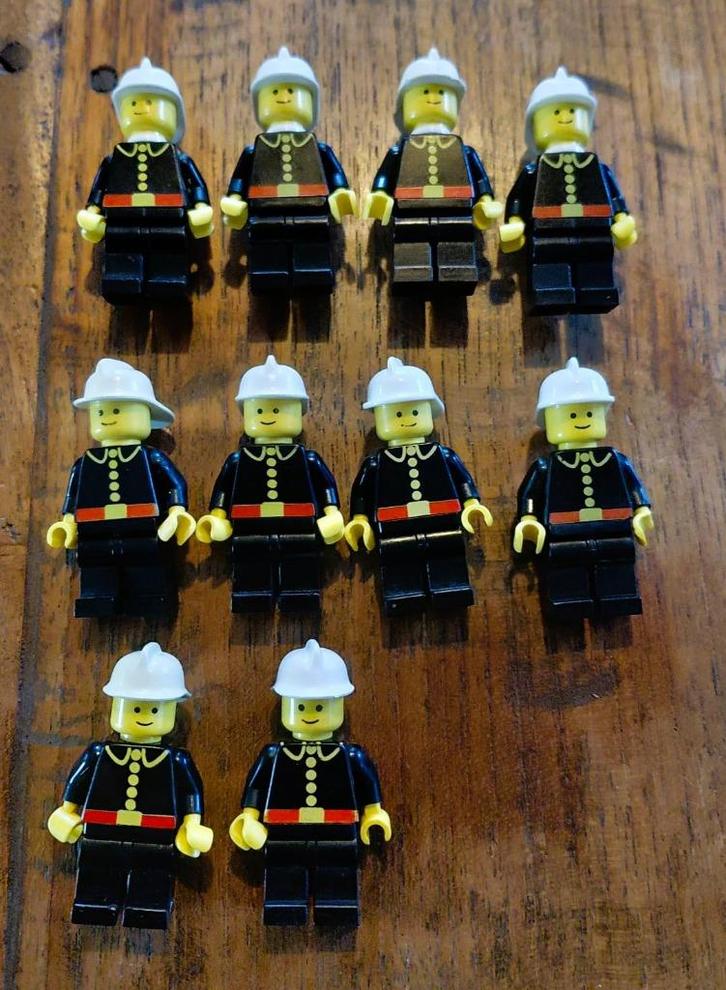 Lego 10 brandweer mannen  minifigures, Kinderen en Baby's, Speelgoed | Duplo en Lego, Zo goed als nieuw, Lego, Complete set, Ophalen of Verzenden