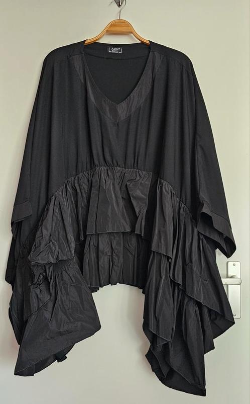 AKH; WAANZINNIG NIEUW UNIEK WIJD TUNIEK € 65,-, Kleding | Dames, Grote Maten, Zo goed als nieuw, Blouse of Tuniek, Zwart, Ophalen of Verzenden