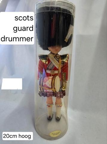 Scots guard drummer  beschikbaar voor biedingen