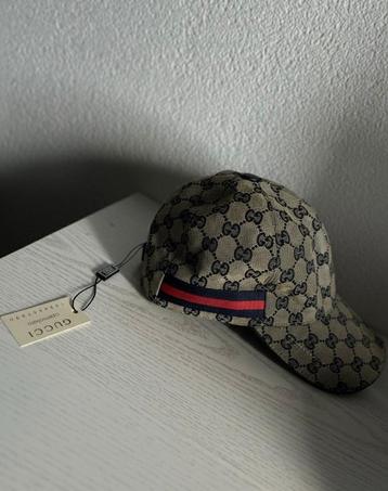 Pet Gucci | Blauw Bruin beschikbaar voor biedingen