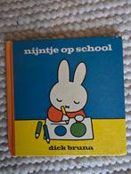 Nijntje op School - Dick Bruna, 1984, 1e druk, Boeken, Ophalen of Verzenden, Gelezen, Dick Bruna, 2 tot 3 jaar
