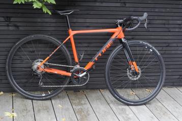 veltrijfiets cube  beschikbaar voor biedingen