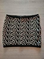 Kort gebreid rokje Hema mt 42 zwart wit, Kleding | Dames, Rokken, Zwart, Maat 42/44 (L), Ophalen of Verzenden, Gedragen