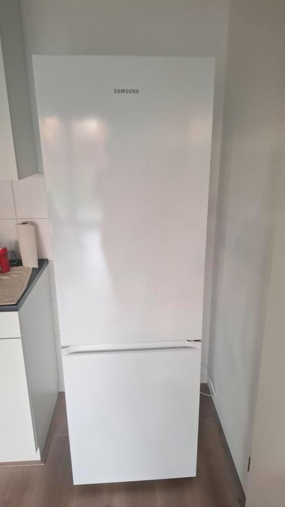 Samsung Koelvriescombinatie - Betrouwbaar en Ruim!, Witgoed en Apparatuur, Koelkasten en IJskasten, Gebruikt, Met vriesvak, 200 liter of meer