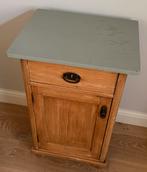 Grenen nachtkastje 75,5H 46,5B 37,5D, Gebruikt, Minder dan 45 cm, Hout, 55 tot 70 cm