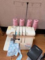Singer overlockmachine met 1 jaar garantie, Hobby en Vrije tijd, Naaimachines en Toebehoren, Ophalen, Gebruikt, Naaimachine, Singer