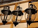 Metalen hanglampen met glas erg mooi als Engelse pub lampen, Antiek en Kunst, Ophalen