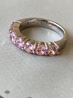 Zilveren ring met Roze Fonkelende stenen uit Zeeuwse boedel, Ophalen of Verzenden, Zo goed als nieuw, 17 tot 18, Roze