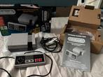 NES Classic, Spelcomputers en Games, Spelcomputers | Nintendo NES, Ophalen of Verzenden, Zo goed als nieuw, Met 1 controller