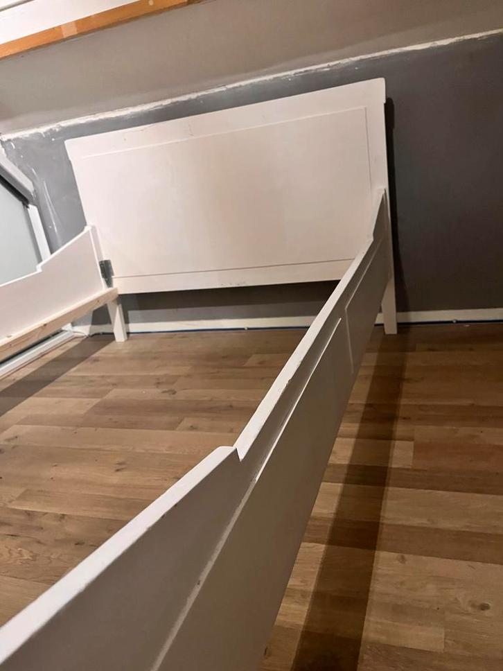 Twijfelaar bedframe 120 x 190, Huis en Inrichting, Slaapkamer | Bedden, Gebruikt, Twijfelaar, 120 cm, 190 cm of minder, Hout, Wit