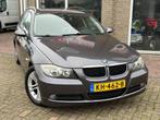 BMW 3-serie Touring 318i Business Line - Cruise - Clima -, Zwart, Navigatiesysteem, Origineel Nederlands, Handgeschakeld