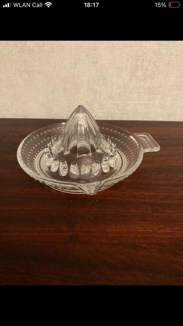 Glazen citruspers, vintage beschikbaar voor biedingen