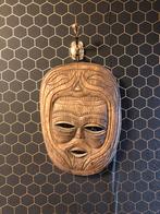 Masker hout Afrikaans houtsnijwerk handgemaakt, Antiek en Kunst, Kunst | Beelden en Houtsnijwerken, Ophalen of Verzenden