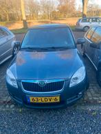 Skoda Fabia 1.4 16V 63KW 2010 Grijs, Auto's, Skoda, Voorwielaandrijving, 15 km/l, 4 cilinders, Radio