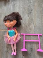 Dora pratende Balletdanseres Pop, Ophalen of Verzenden, Gebruikt, Overige typen