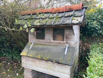 groot houten kippenhok 150 x 150 x 170, drie legnesten beschikbaar voor biedingen
