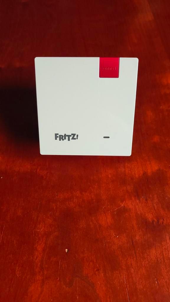 Fritz!WLAN Repeater 1200 - Wifi Versterker, Computers en Software, WiFi-versterkers, Zo goed als nieuw, Ophalen of Verzenden