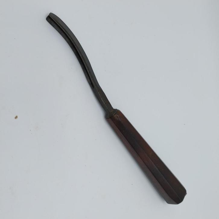 Henry Taylor V-Groove Houtsnijguts (55152-65), Antiek en Kunst, Antiek | Gereedschap en Instrumenten, Ophalen of Verzenden