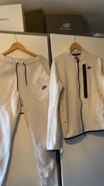 Nike tech fleece trainingspak, Kleding | Dames, Ophalen of Verzenden, Zo goed als nieuw