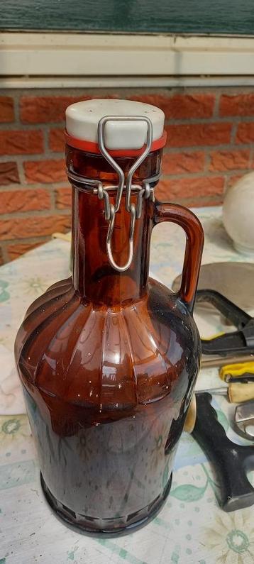 Oude Christoffel fles beschikbaar voor biedingen
