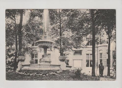 Woerden - Raadhuis met Schaly-Fontein * 250912-01, Verzamelen, Ansichtkaarten | Nederland, Gelopen, Utrecht, Voor 1920, Ophalen of Verzenden