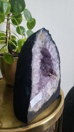 Prachtige amethist geode Brazilië, Verzamelen, Mineralen en Fossielen, Ophalen of Verzenden, Mineraal