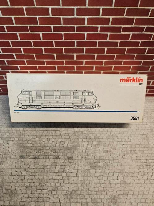 Marklin BR 221 3581 lock Locomotief in doos, Hobby en Vrije tijd, Modeltreinen | H0, Zo goed als nieuw, Locomotief, Wisselstroom