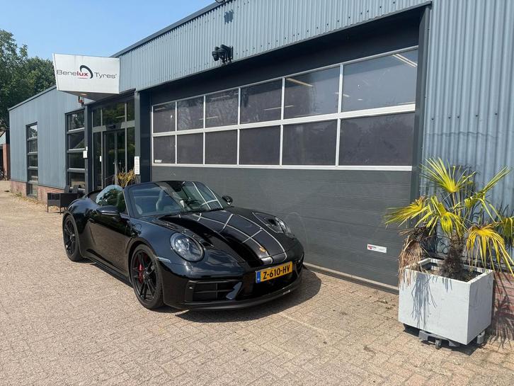 Porsche 911 992 Carrera 4 GTS cabrio Bose zwart zwart cabrio, Auto's, Porsche, Bedrijf, 4x4, ABS, Adaptieve lichten, Adaptive Cruise Control