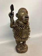 240229 - Afrikaans Bakongo nail statue - Congo., Antiek en Kunst, Kunst | Niet-Westerse kunst, Ophalen of Verzenden