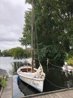 Polyester valk, houten mast, gaffel, giek en binnenschip., Watersport en Boten, Open zeilboten, Ophalen, Gebruikt, Valk, 3 tot 6 meter
