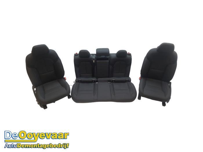 Bekleding Set (compleet) van een Polestar 2 (2 19-), Auto-onderdelen, Interieur en Bekleding, Overige automerken, Gebruikt, 3 maanden garantie