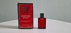 Parfum miniatuur Givenchy - Xeryus Rouge EDT 4ml, Verzamelen, Ophalen of Verzenden, Miniatuur, Zo goed als nieuw, Gevuld