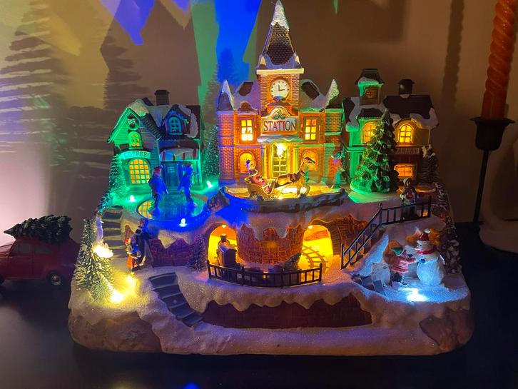 Kerstdorp Intratuin met trein, Diversen, Kerst, Zo goed als nieuw, Ophalen of Verzenden