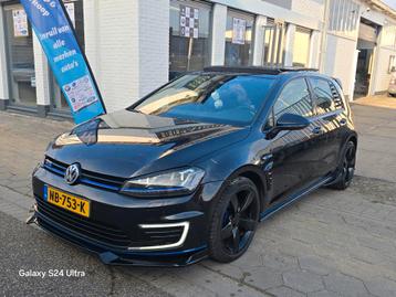 Volkswagen Golf 1.4 TSI GTE Connected Series*luxe uitvoering beschikbaar voor biedingen