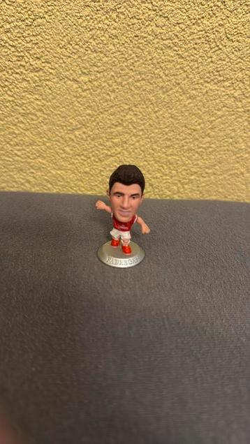 Fabregas poppetje beschikbaar voor biedingen