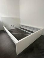 Malm bed frame 140x200, Huis en Inrichting, Slaapkamer | Bedden, Gebruikt, Ophalen of Verzenden, 140 cm, Wit