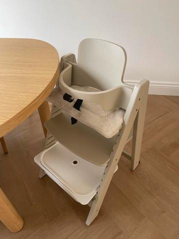 Kidsmill Up! Kinderstoel met Babyset & Newbornset Oatmeal beschikbaar voor biedingen