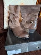 Mooie bruine dames laarzen, Kleding | Dames, Schoenen, Bruin, Lage of Enkellaarzen, Ophalen of Verzenden, Footnotes