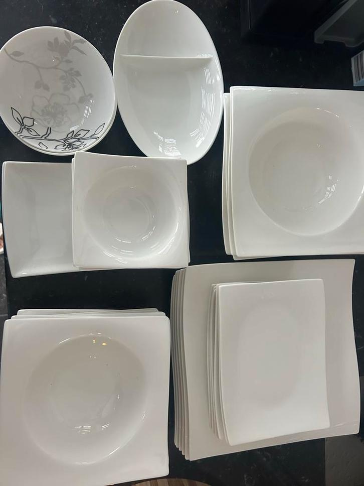 Maxwell & Williams Servies Motions, Huis en Inrichting, Keuken | Servies, Zo goed als nieuw, Compleet servies, Effen, Porselein