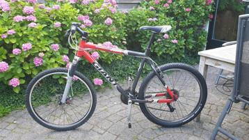 Giant ATX 830 retro mtb maat L beschikbaar voor biedingen